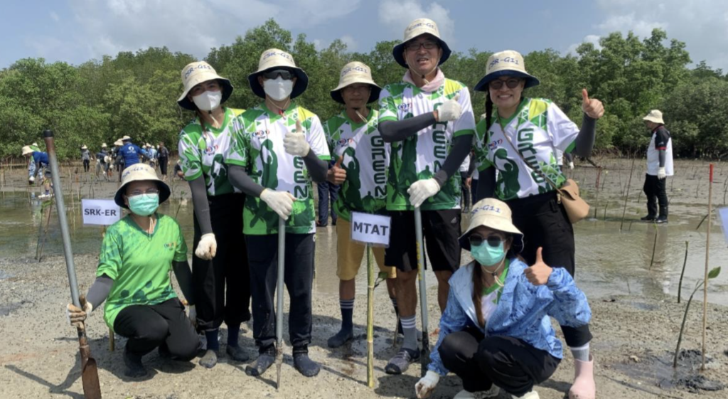 CSR ร่วมกับ HR G11 ในการจัดกิจกรรมปลูกป่าชายเลน ปะจำปี 2568